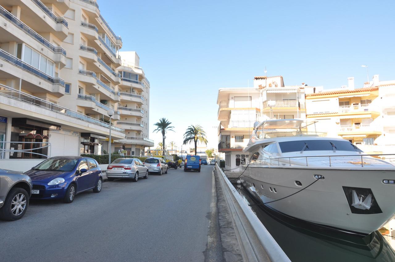 Rnet - Nautic Empuriabrava Apartman Kültér fotó
